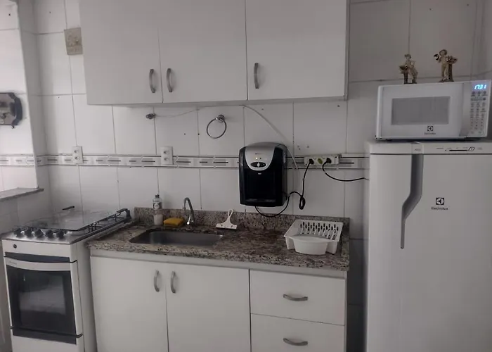 Apartamento Vento E Mar - 2 Quartos Com Sacada Na Quadra Da Praia Do Gonzaga